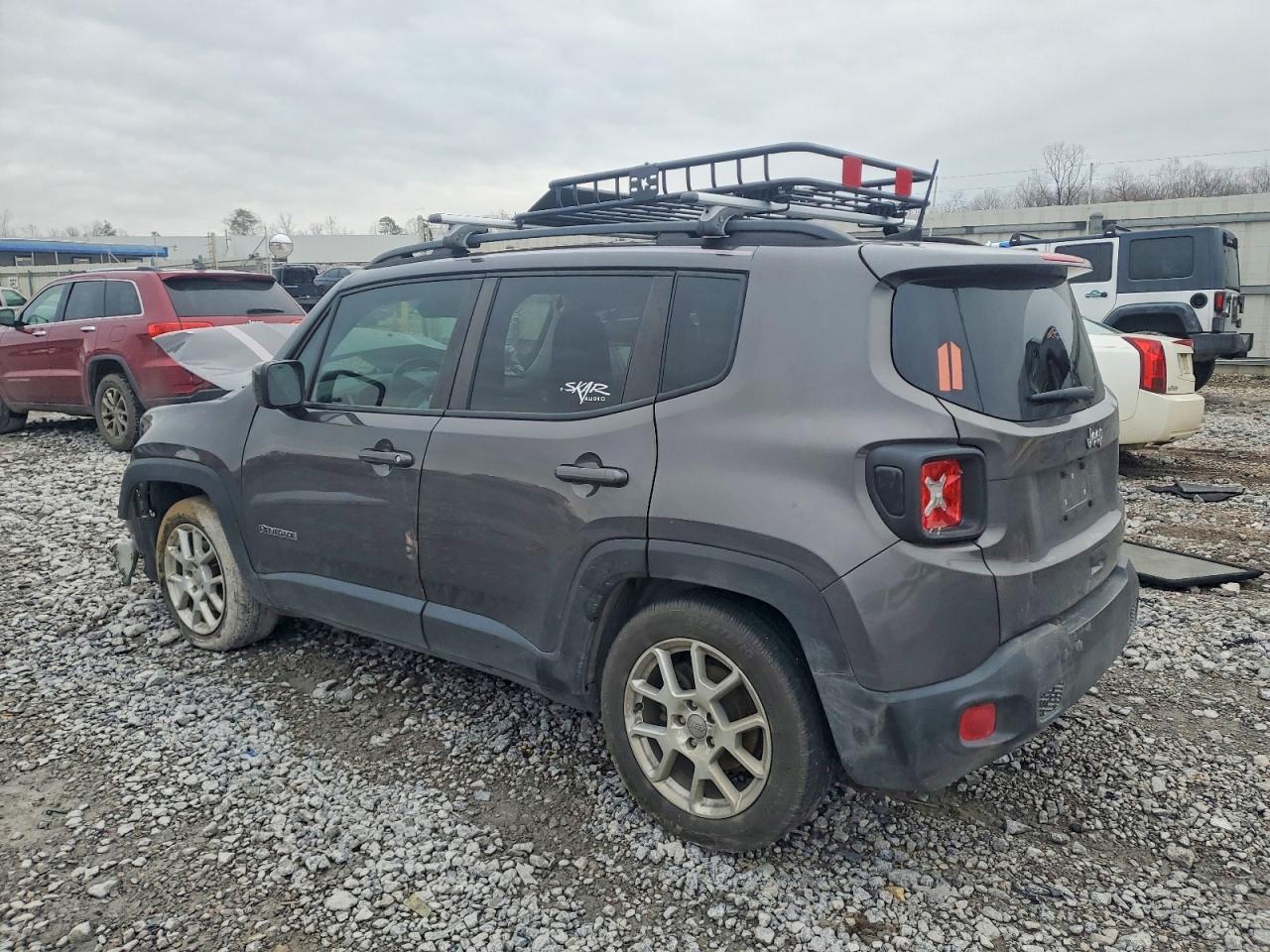 2019 Jeep Renegade Latitude - zdjęcie 2
