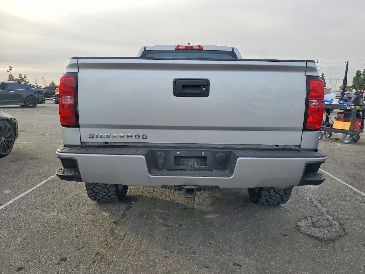 2018 Chevrolet Silverado K1500 - zdjęcie 6