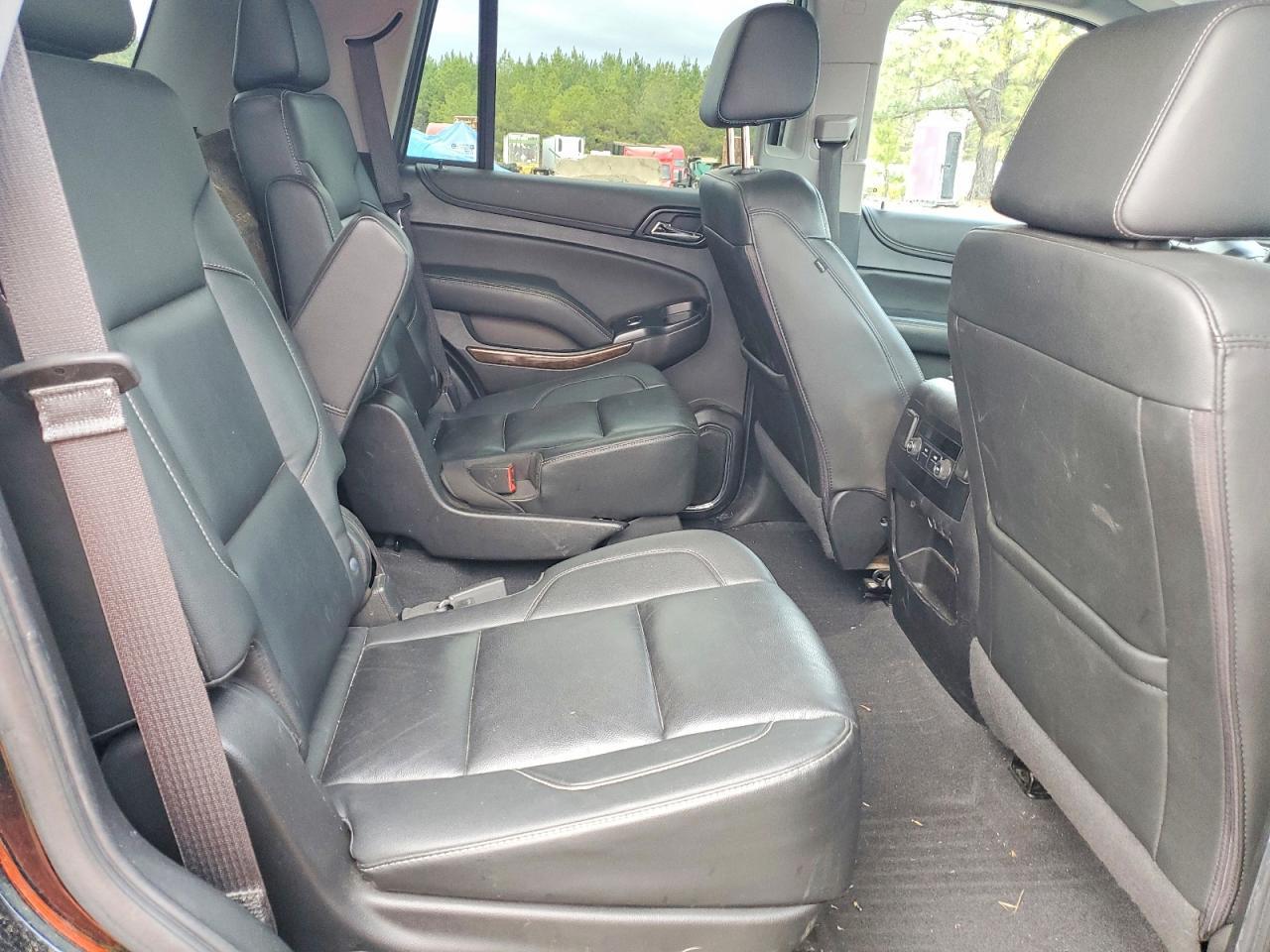 2020 Chevrolet Tahoe C1500 Lt - zdjęcie 10