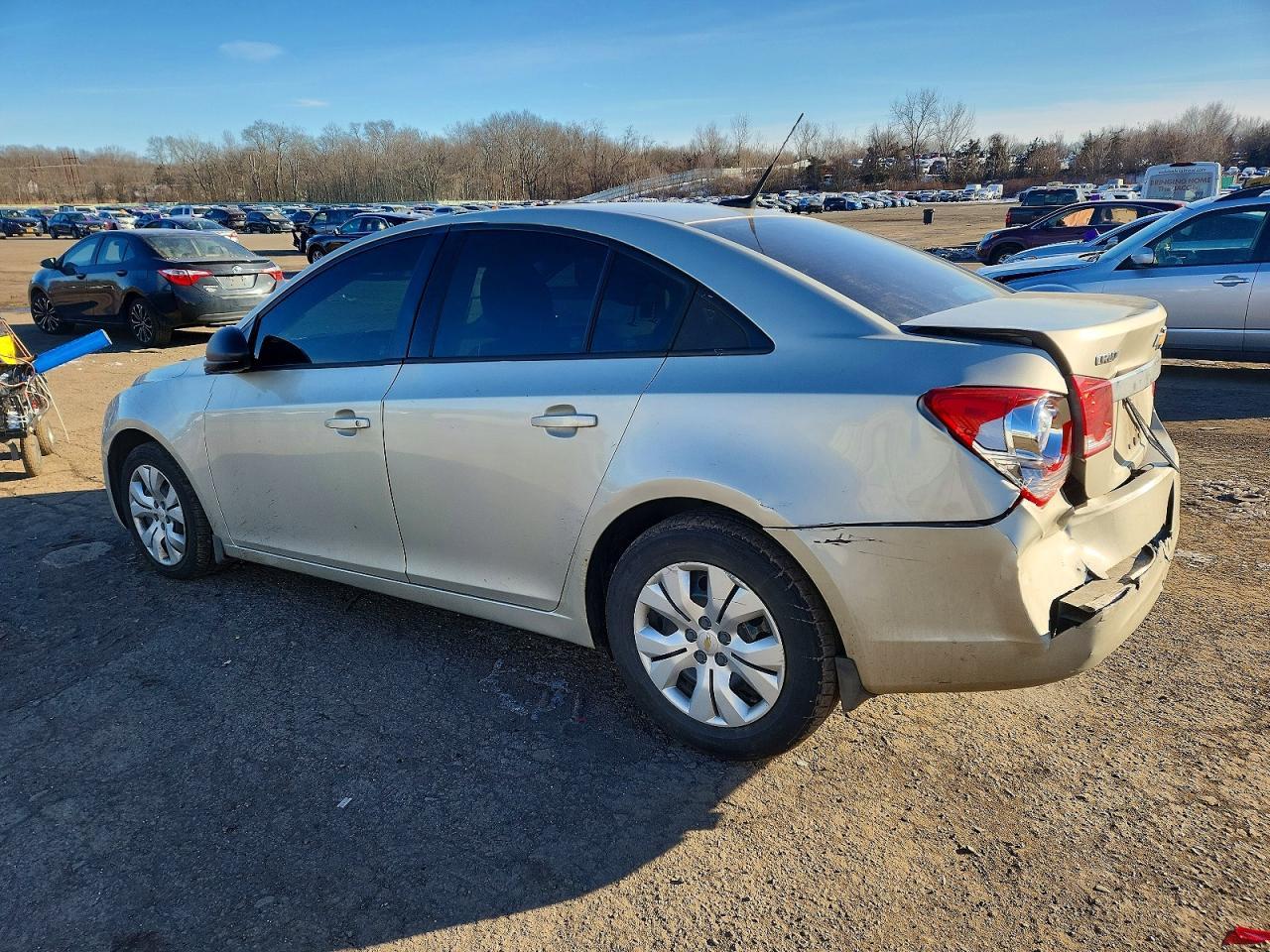 2014 Chevrolet Cruze Ls - zdjęcie 2
