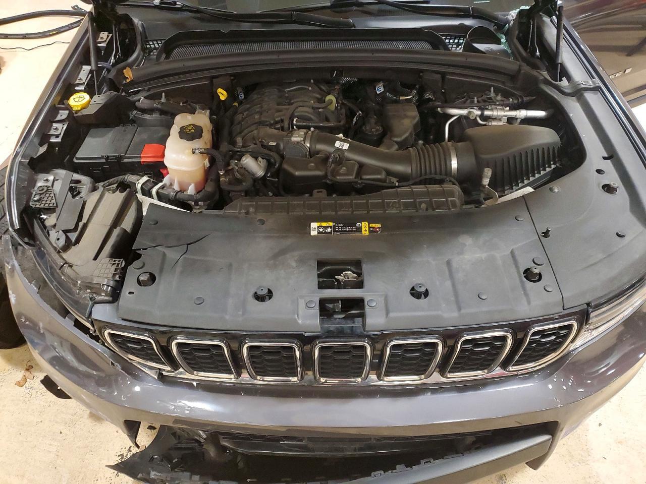 2021 Jeep Grand Cherokee L Limited - zdjęcie 12