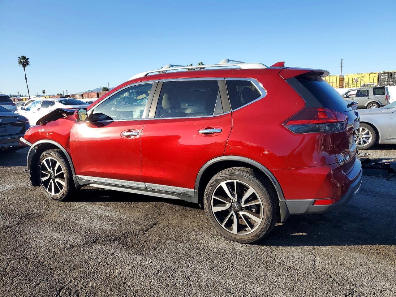 2019 Nissan Rogue S - zdjęcie 2