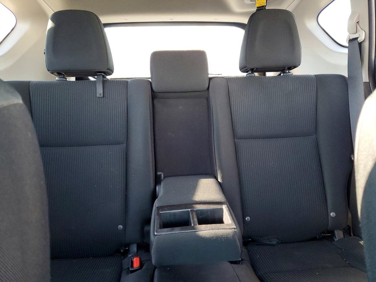 2018 Toyota Rav4 Le - zdjęcie 10