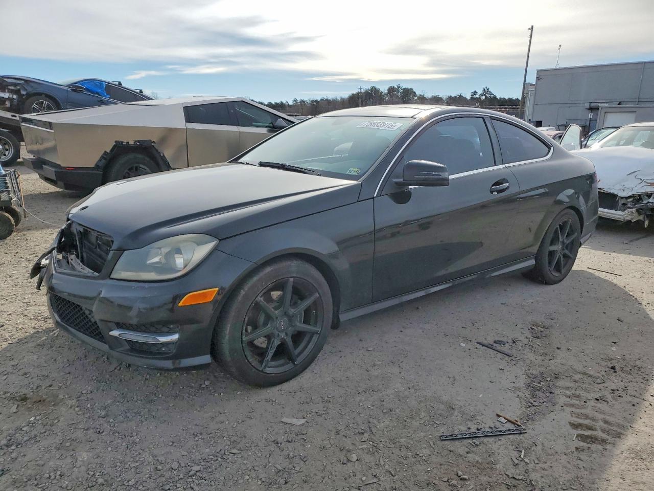 2015 Mercedes-Benz C 250 - zdjęcie główne