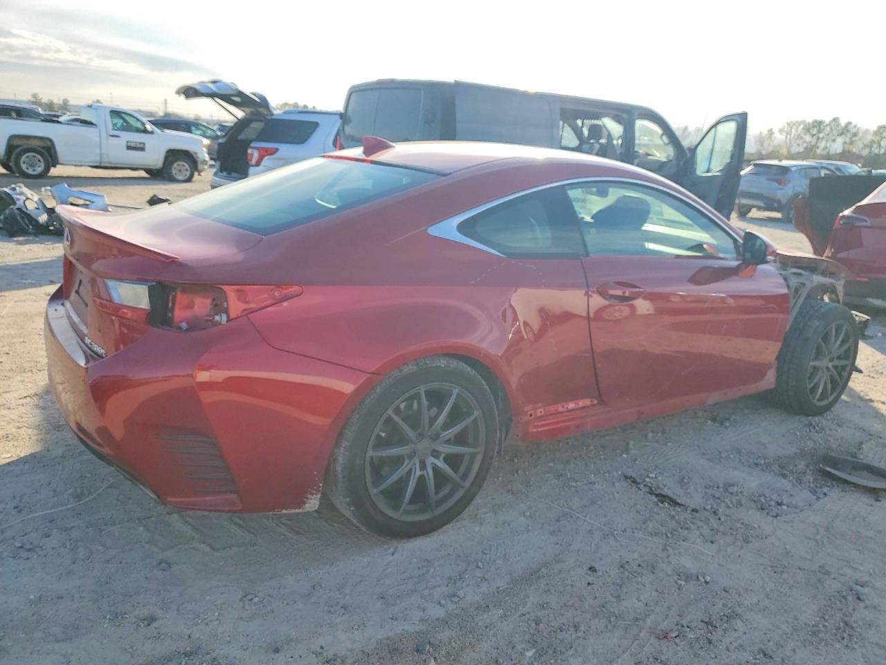 2017 Lexus Rc 200T - zdjęcie 3