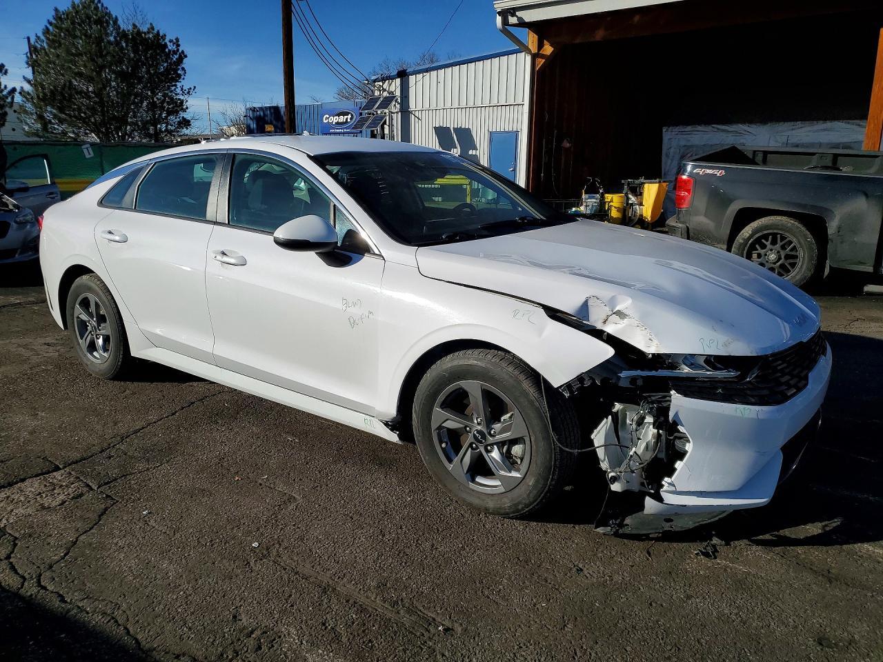 2022 Kia K5 Lxs - zdjęcie 4