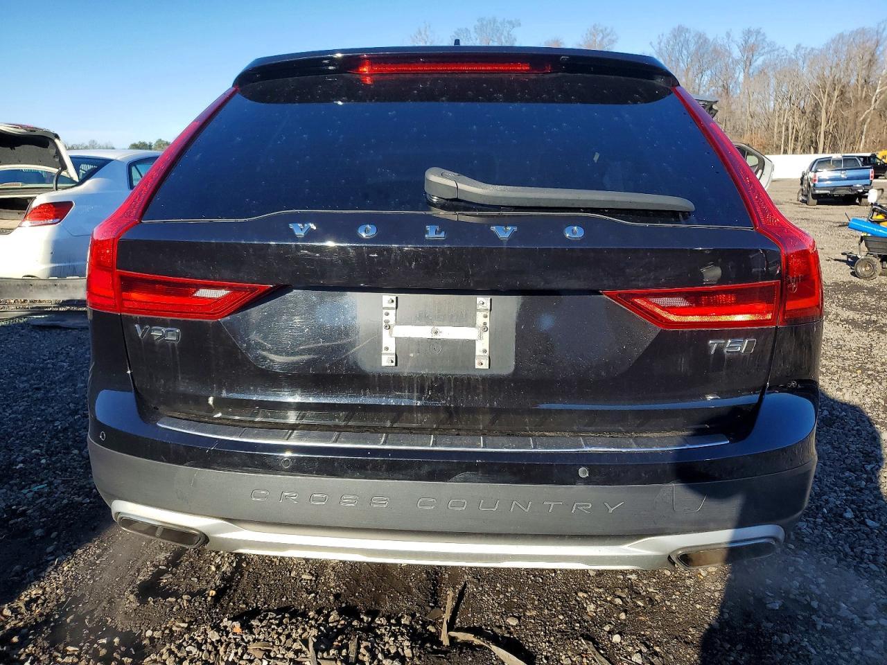 2019 Volvo V90 Cross Country T5 Momentum - zdjęcie 6