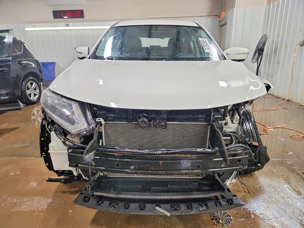 2015 Nissan Rogue S - zdjęcie 5