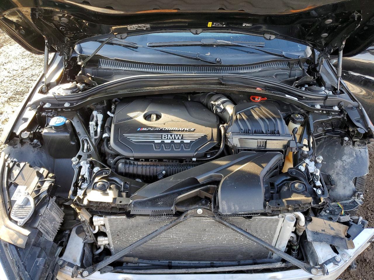 2022 BMW M235Xi - zdjęcie 11