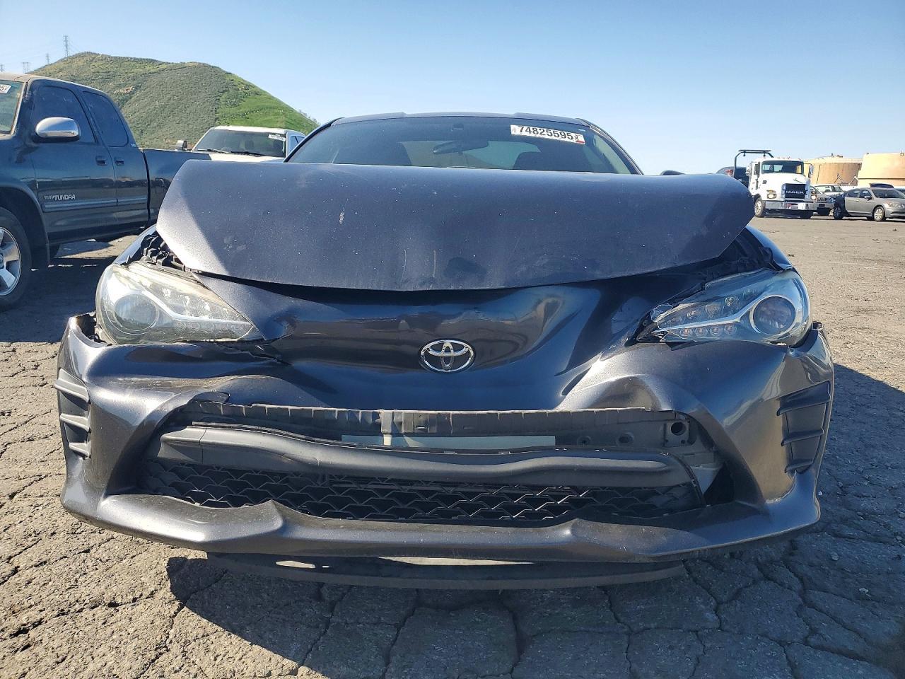 2017 Toyota 86 Base - zdjęcie 5