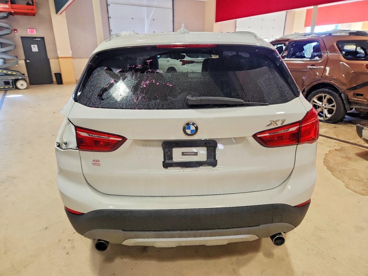 2017 BMW X1 xDrive28I - zdjęcie 6