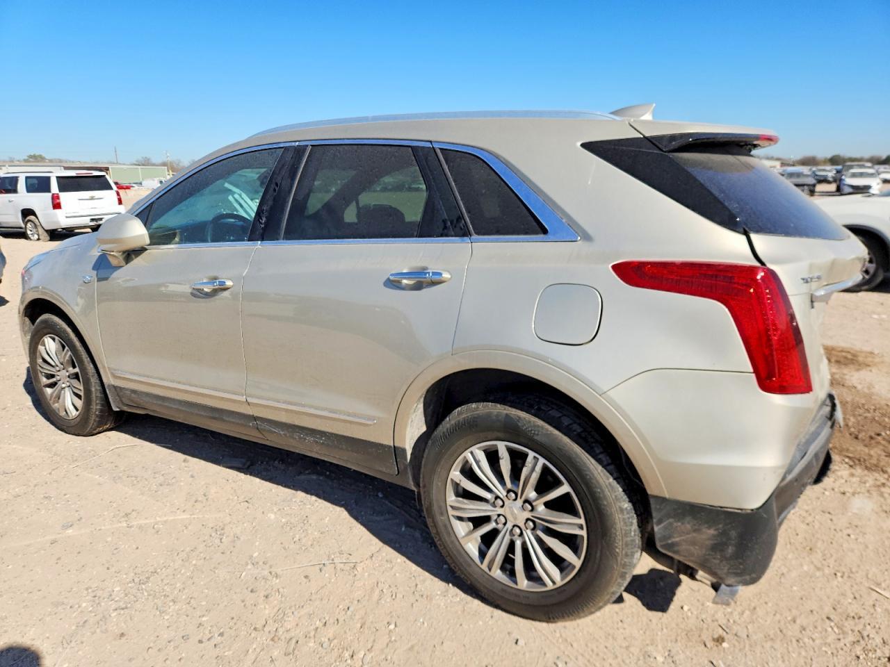 2017 Cadillac Xt5 Luxury - zdjęcie 2