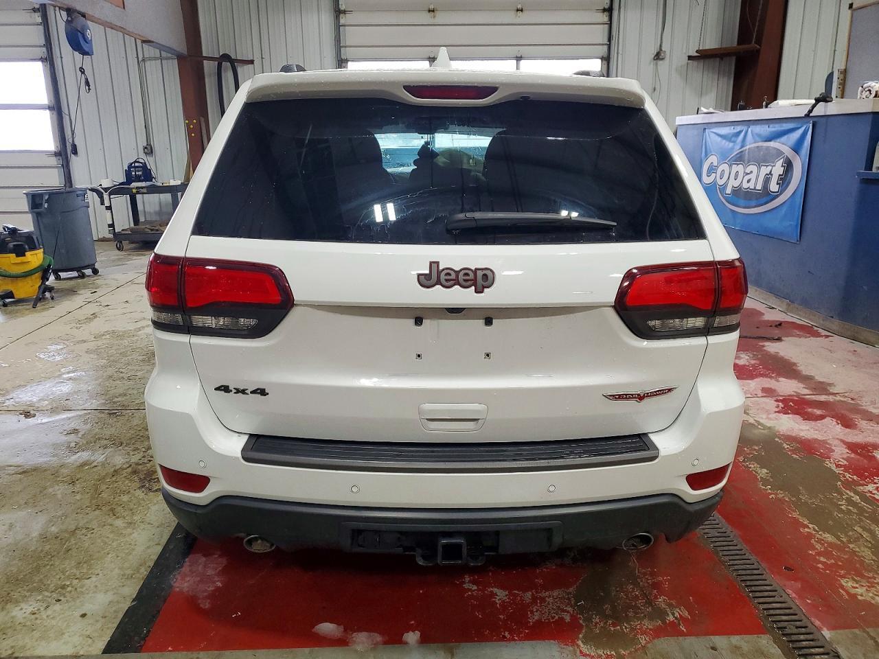 2021 Jeep Grand Cherokee Trailhawk - zdjęcie 6