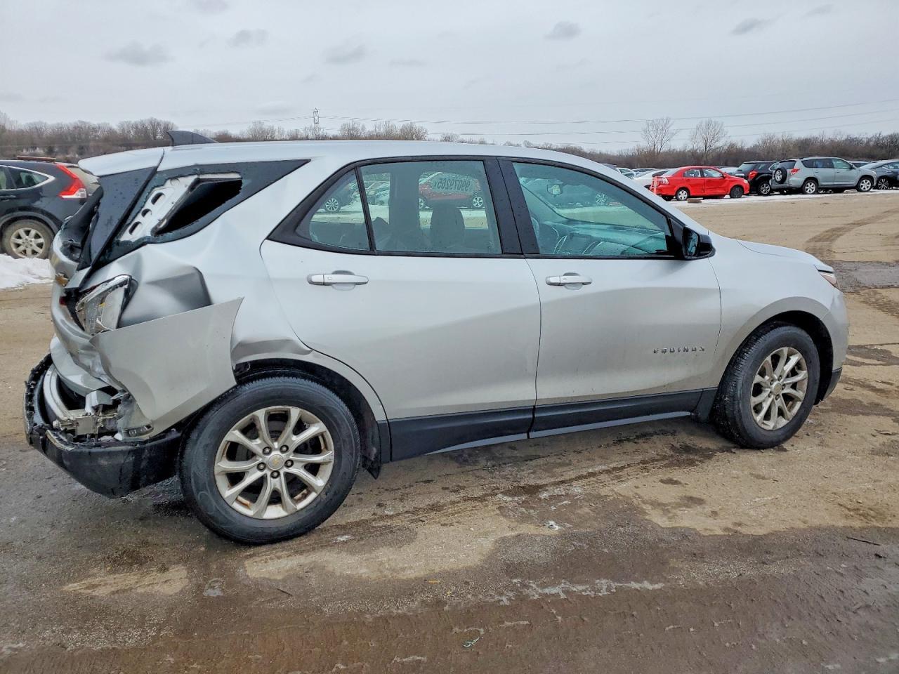 2018 Chevrolet Equinox Ls - zdjęcie 3