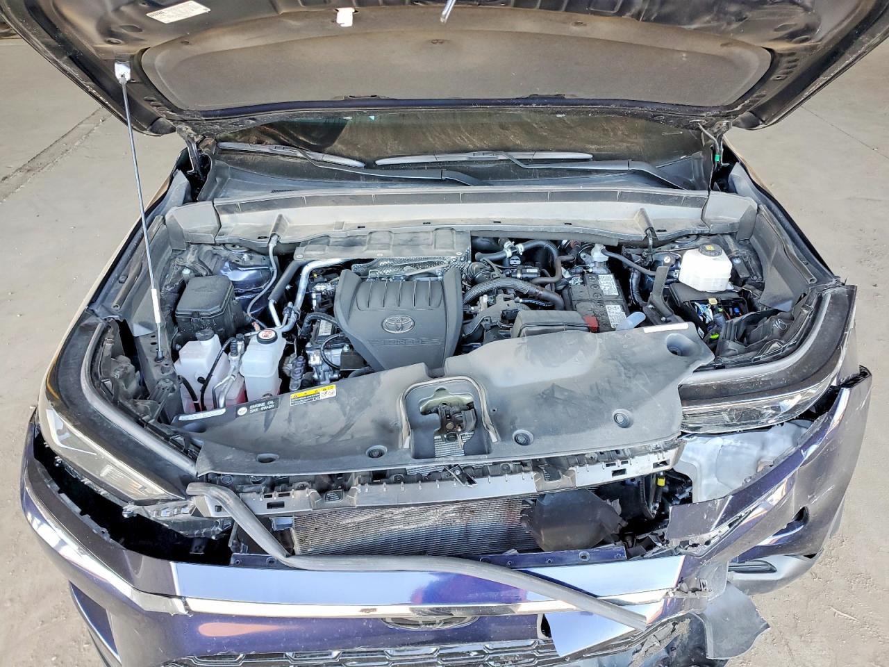 2025 Toyota Grand Highlander Le - zdjęcie 12