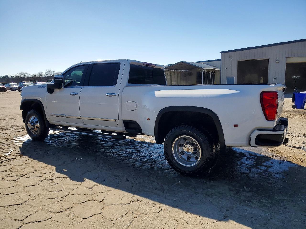 2024 Chevrolet Silverado K3500 High Country - zdjęcie 2