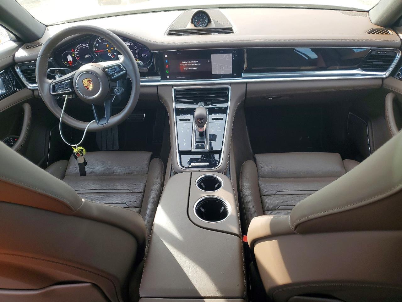 2022 Porsche Panamera 4S - zdjęcie 8