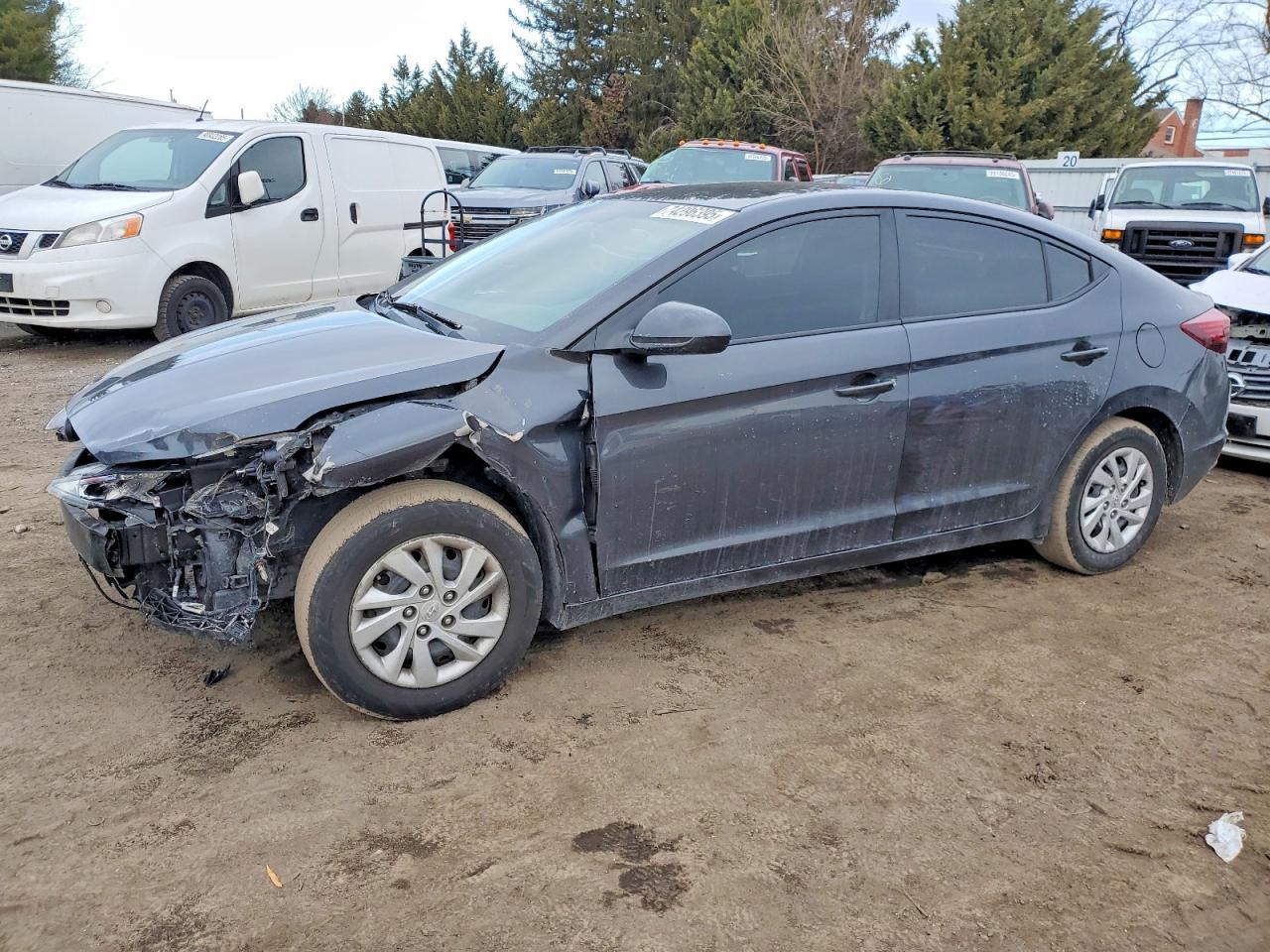 2020 Hyundai Elantra Se - zdjęcie główne
