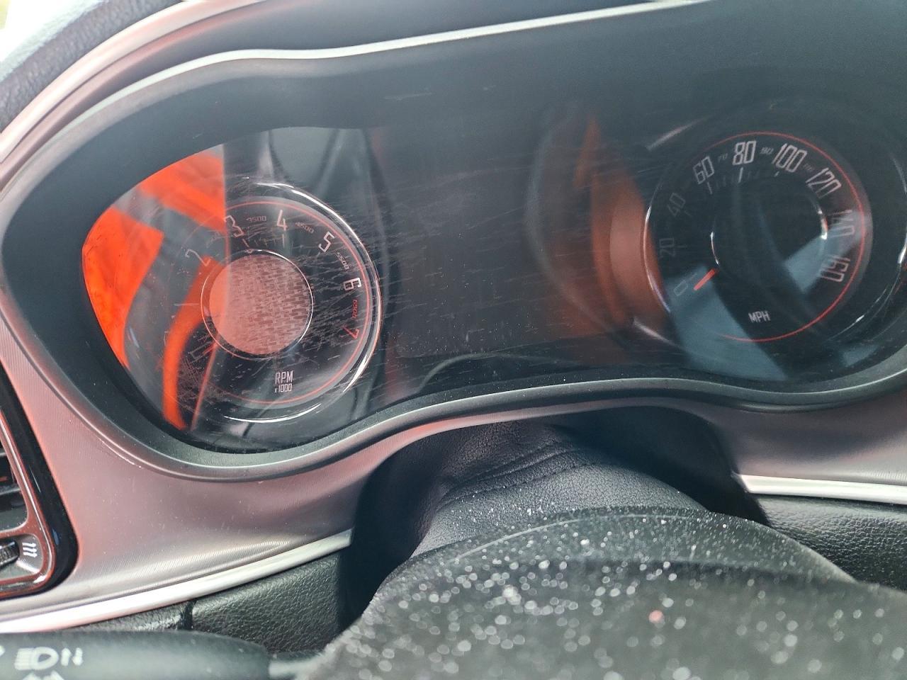 2022 Dodge Challenger Sxt - zdjęcie 9