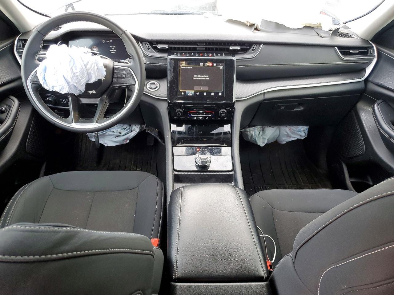 2023 Jeep Grand Cherokee L Laredo - zdjęcie 8