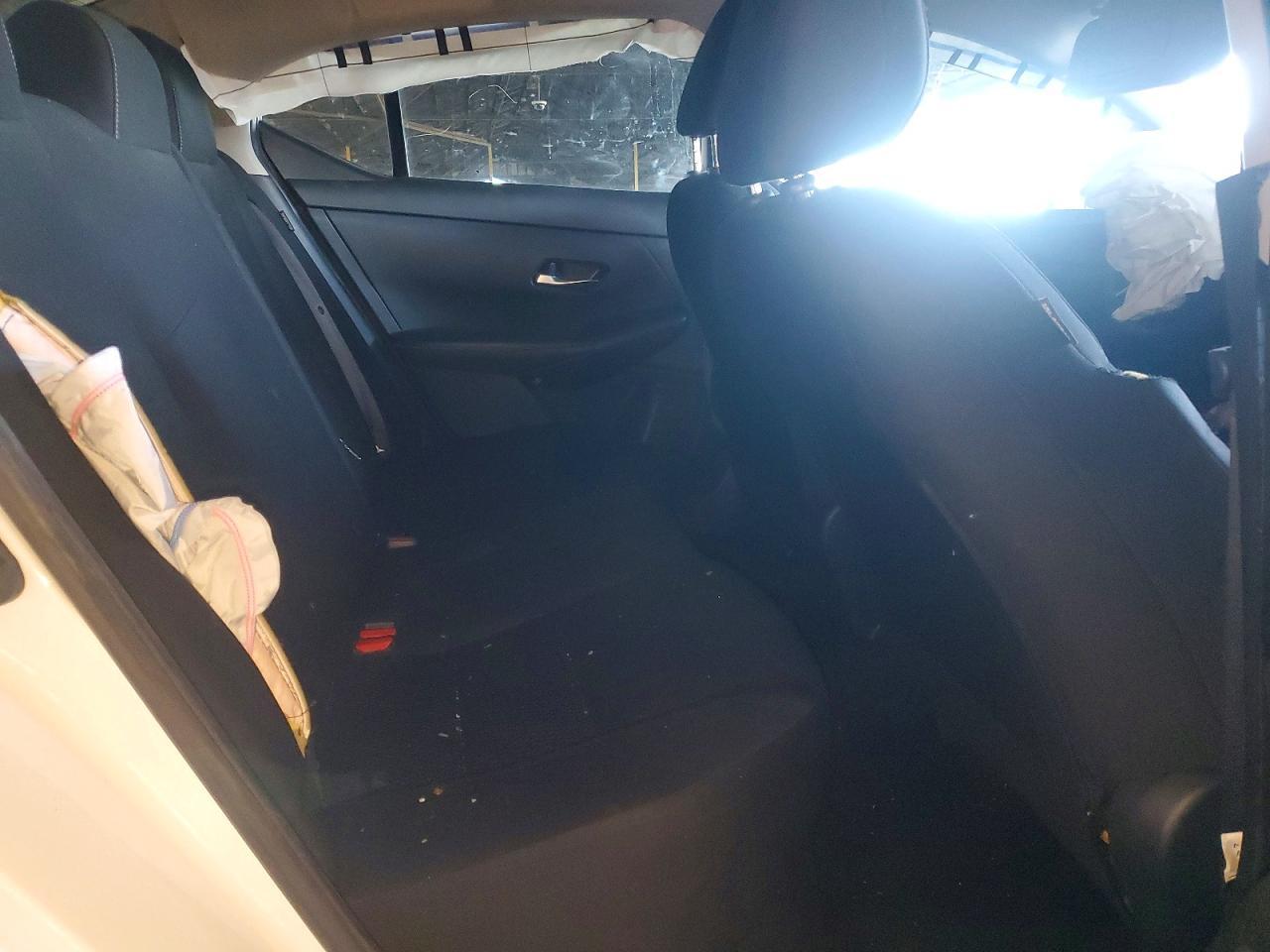 2022 Nissan Sentra S - zdjęcie 10