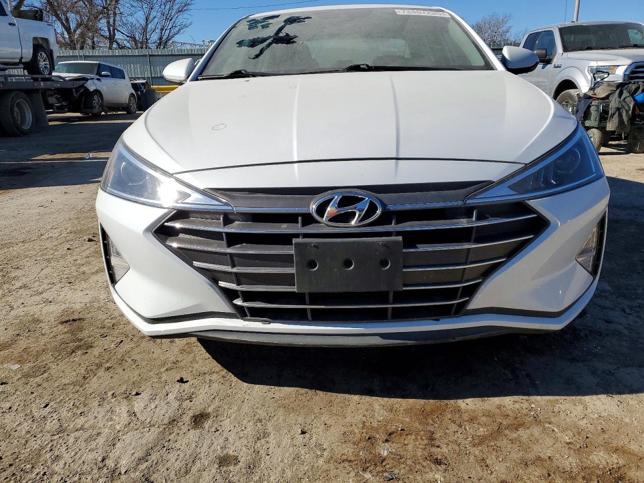 2019 Hyundai Elantra Se - zdjęcie 5