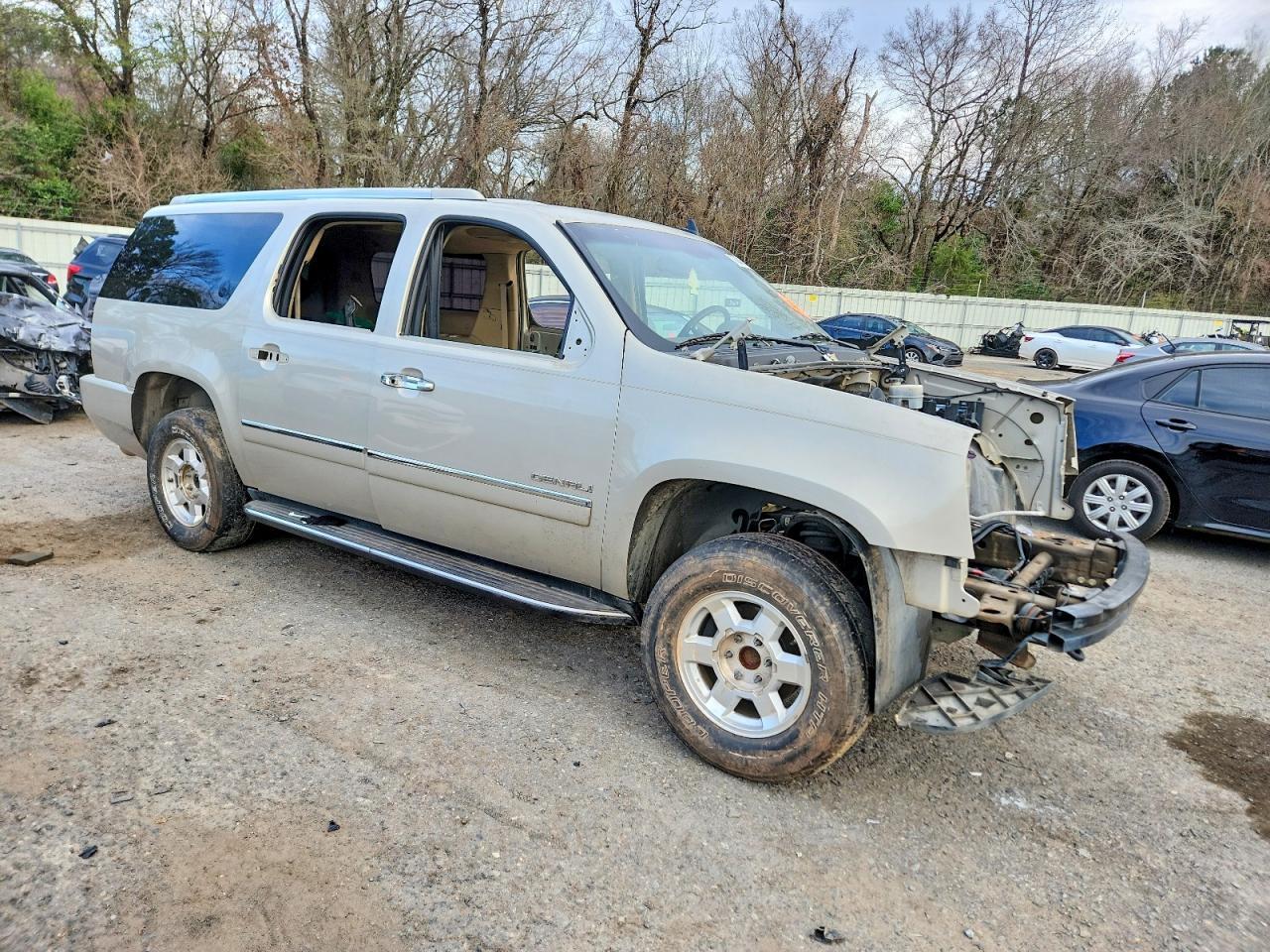 2013 GMC Yukon Xl Denali - zdjęcie 4