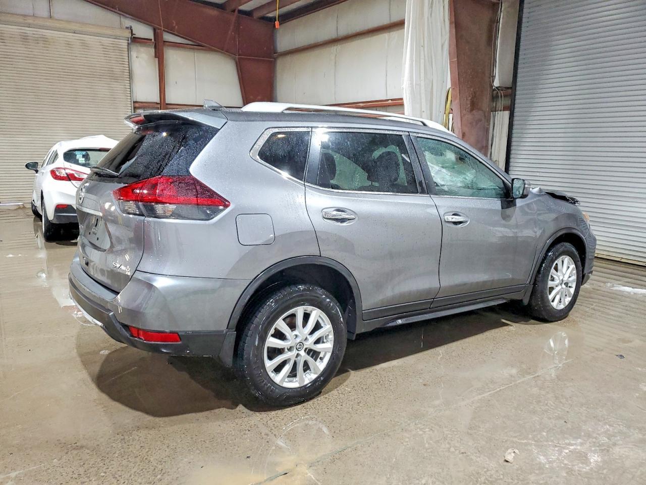 2020 Nissan Rogue S - zdjęcie 3