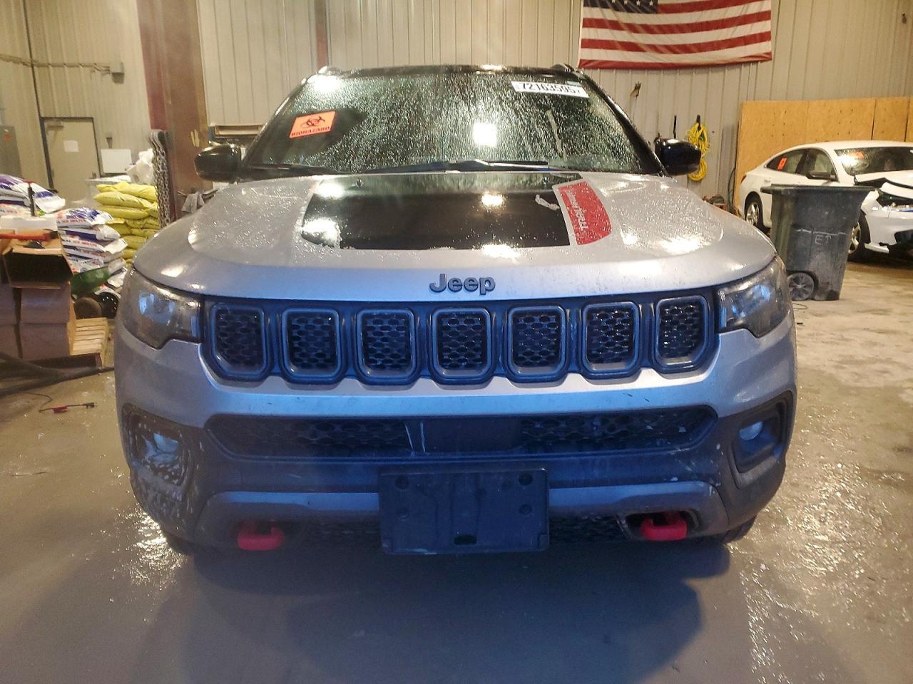 2024 Jeep Compass Trailhawk - zdjęcie 5