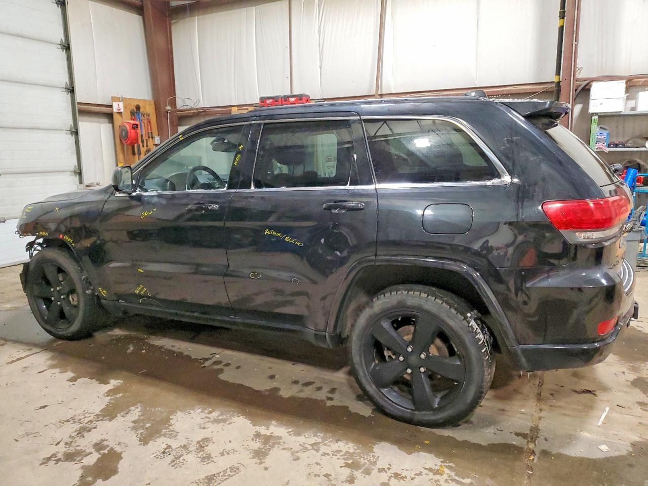 2015 Jeep Grand Cherokee Laredo - zdjęcie 2