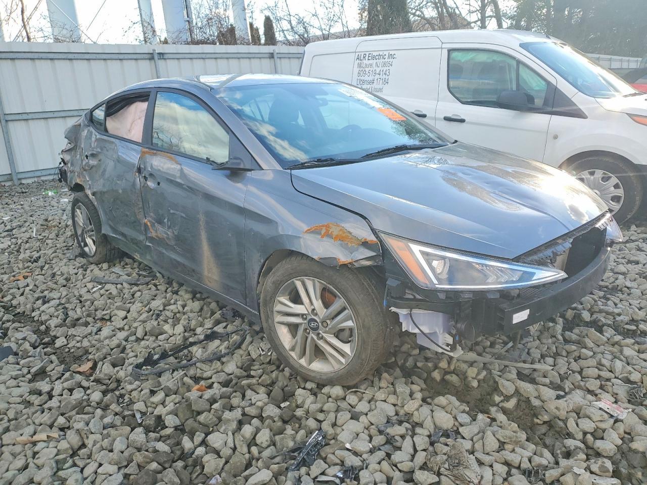 2020 Hyundai Elantra Sel - zdjęcie 4