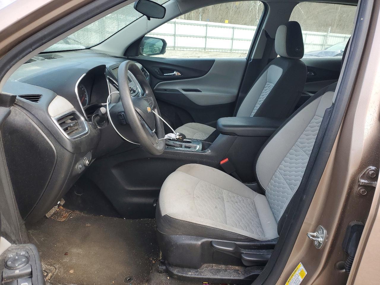 2019 Chevrolet Equinox Ls - zdjęcie 7