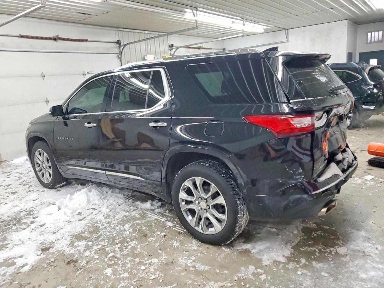2018 Chevrolet Traverse Premier - zdjęcie 2
