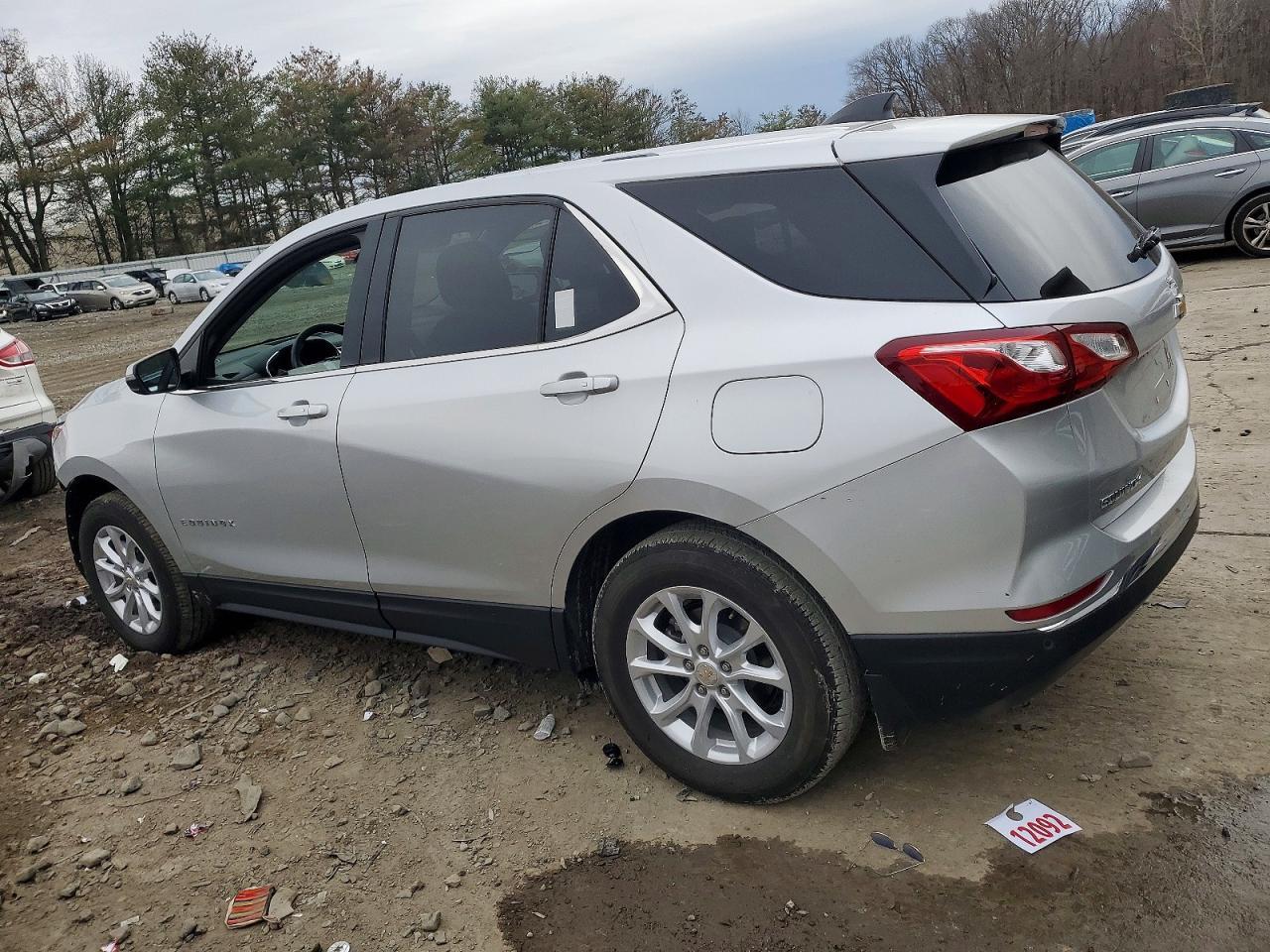 2019 Chevrolet Equinox Lt - zdjęcie 2