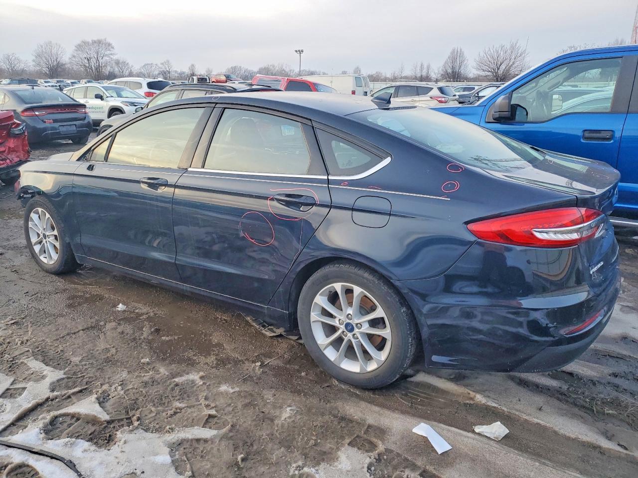 2020 Ford Fusion Se - zdjęcie 2