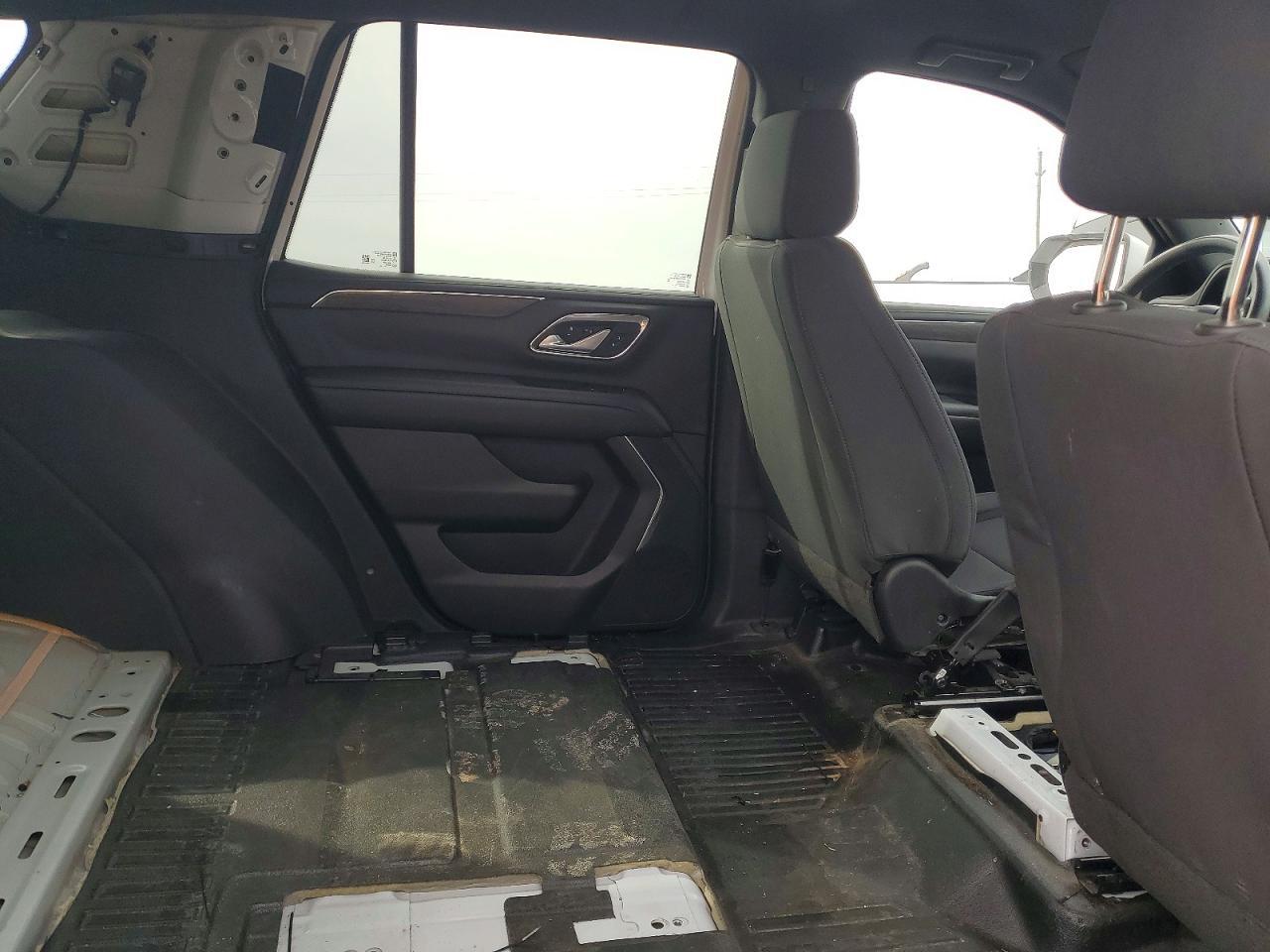 2022 Chevrolet Tahoe C1500 - zdjęcie 11