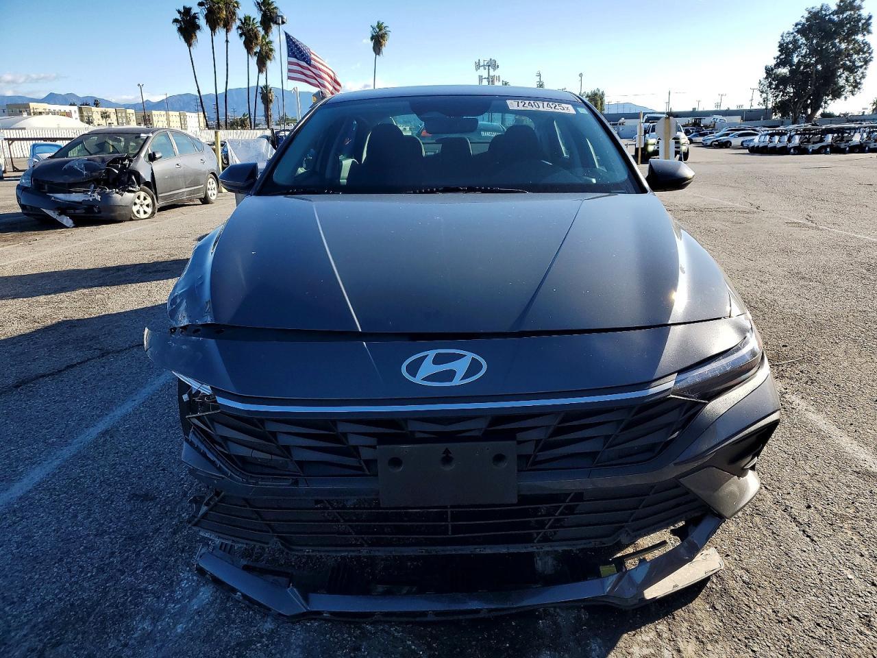 2024 Hyundai Elantra Sel - zdjęcie 5