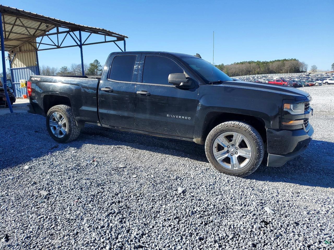 2016 Chevrolet Silverado K1500 Custom - zdjęcie 4