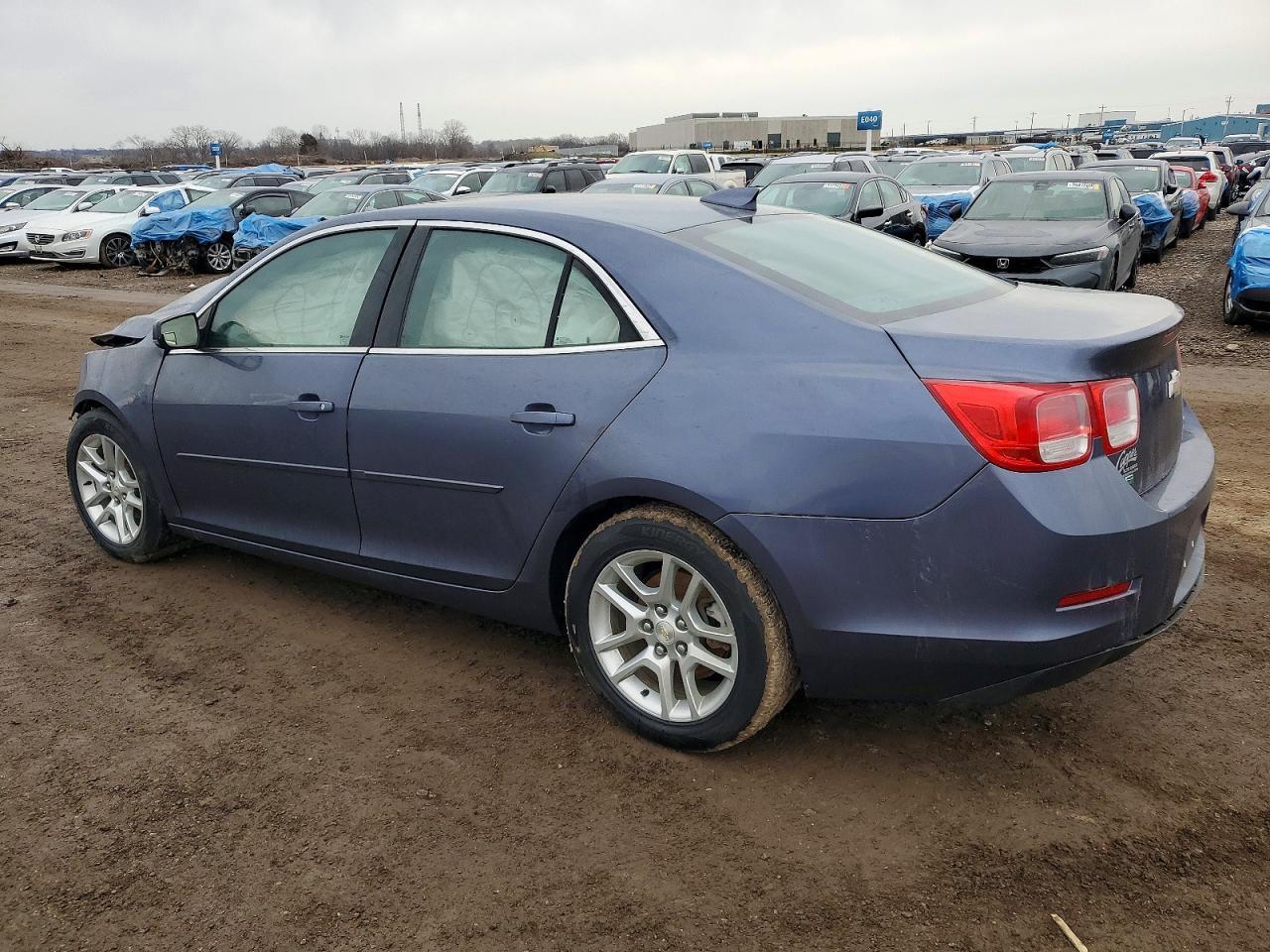 2015 Chevrolet Malibu 1Lt - zdjęcie 2