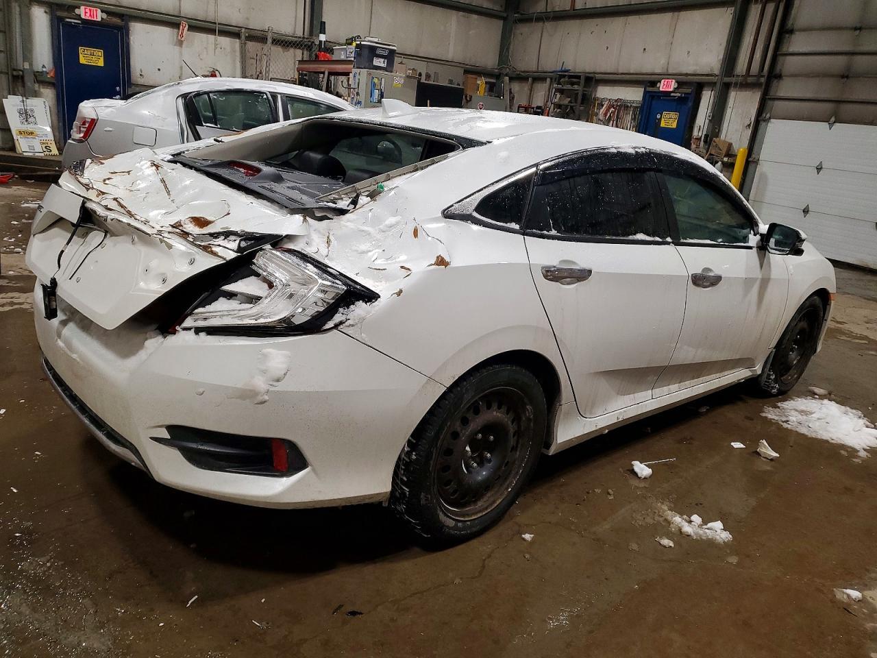 2019 Honda Civic Touring - zdjęcie 3