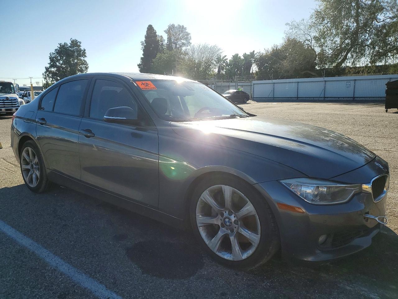 2014 BMW 335 I - zdjęcie 4