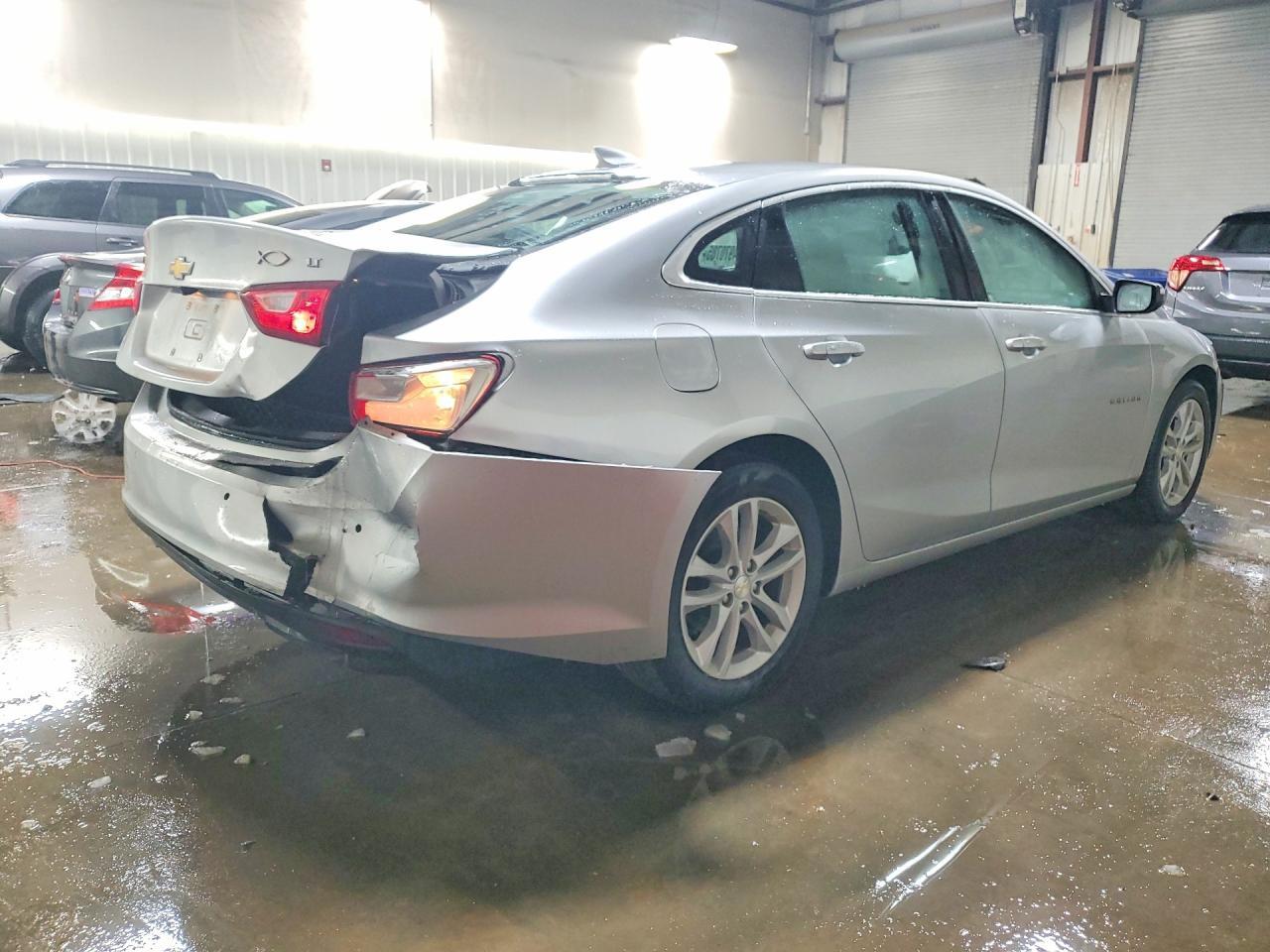 2016 Chevrolet Malibu Lt - zdjęcie 3