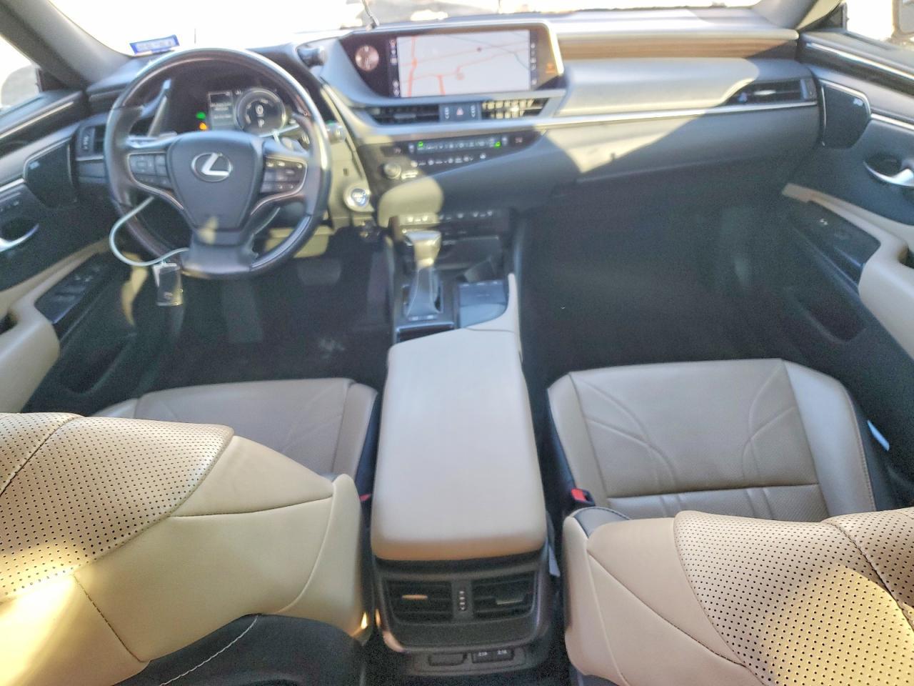 2019 Lexus Es 300H - zdjęcie 8