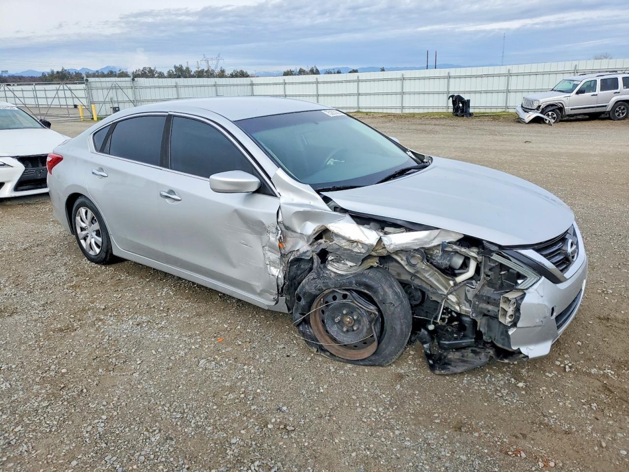 2016 Nissan Altima 2.5 - zdjęcie 4