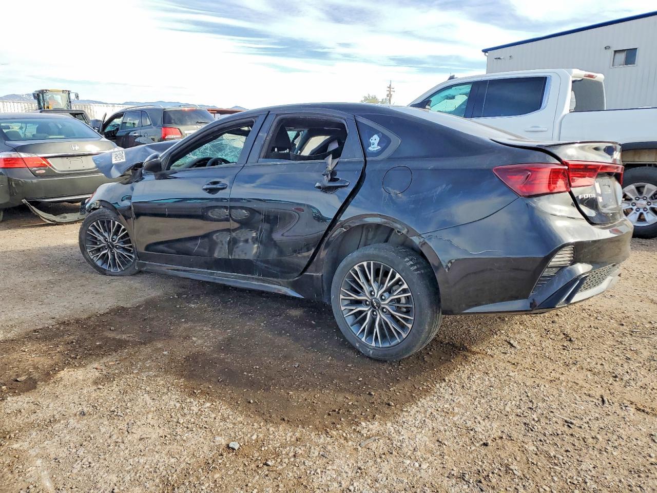 2022 Kia Forte Gt Line - zdjęcie 2