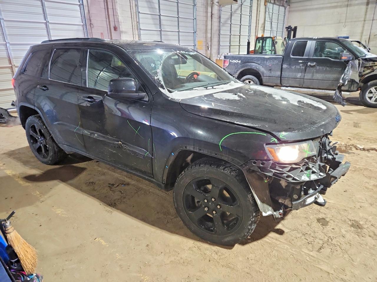 2018 Jeep Grand Cherokee Laredo - zdjęcie 4