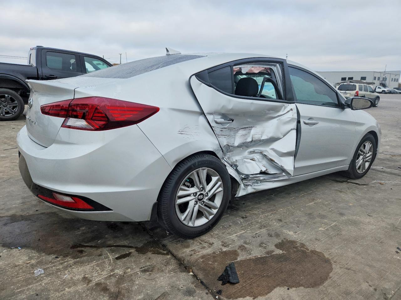 2020 Hyundai Elantra Sel - zdjęcie 3