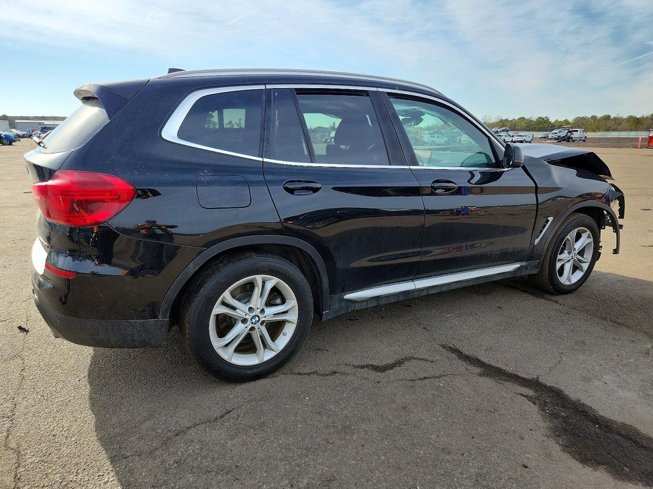 2019 BMW X3 xDrive30I - zdjęcie 3
