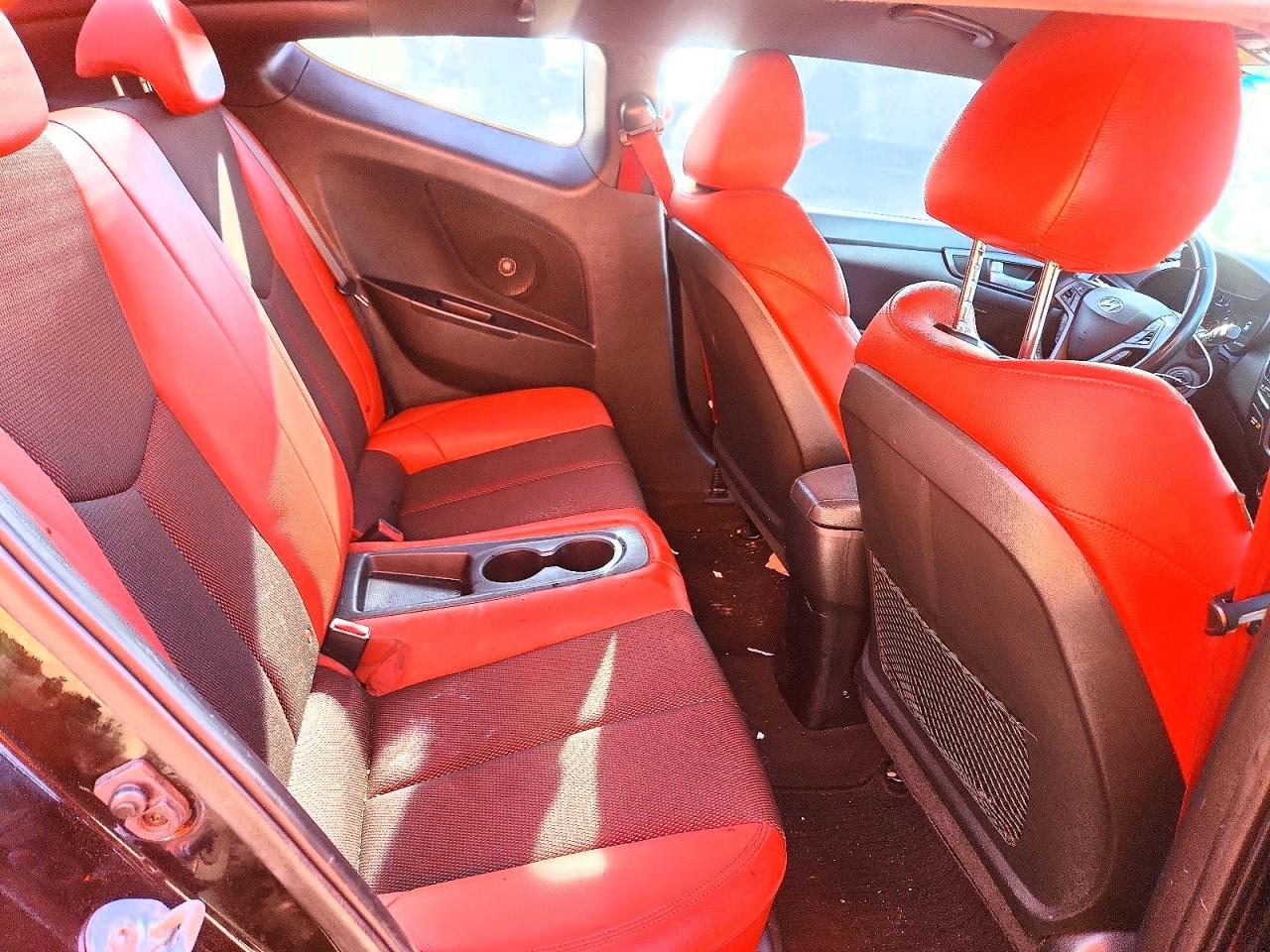 2016 Hyundai Veloster Turbo - zdjęcie 10