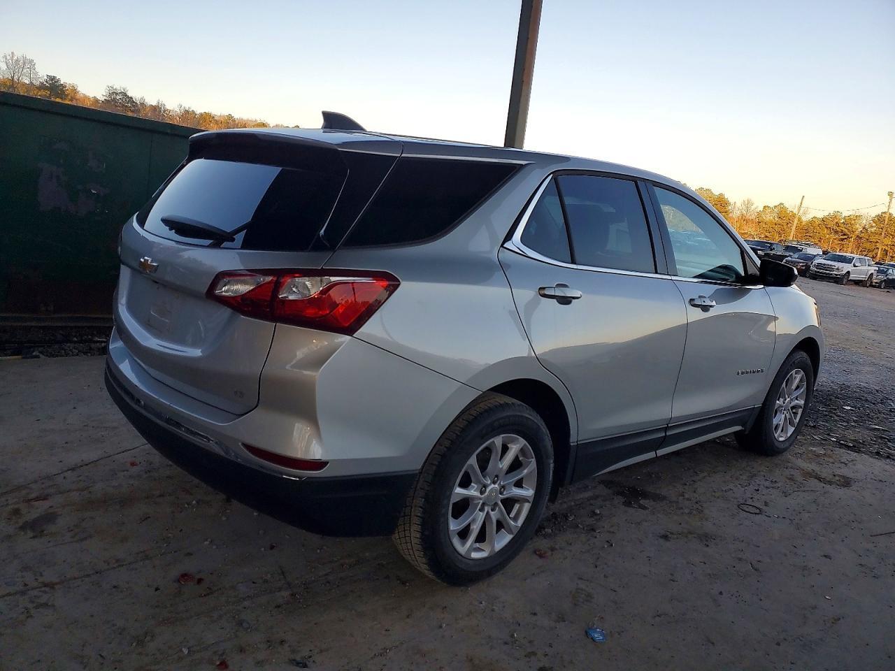 2020 Chevrolet Equinox Lt - zdjęcie 3